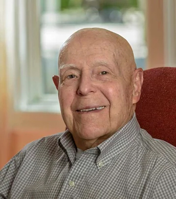 Earl Mills